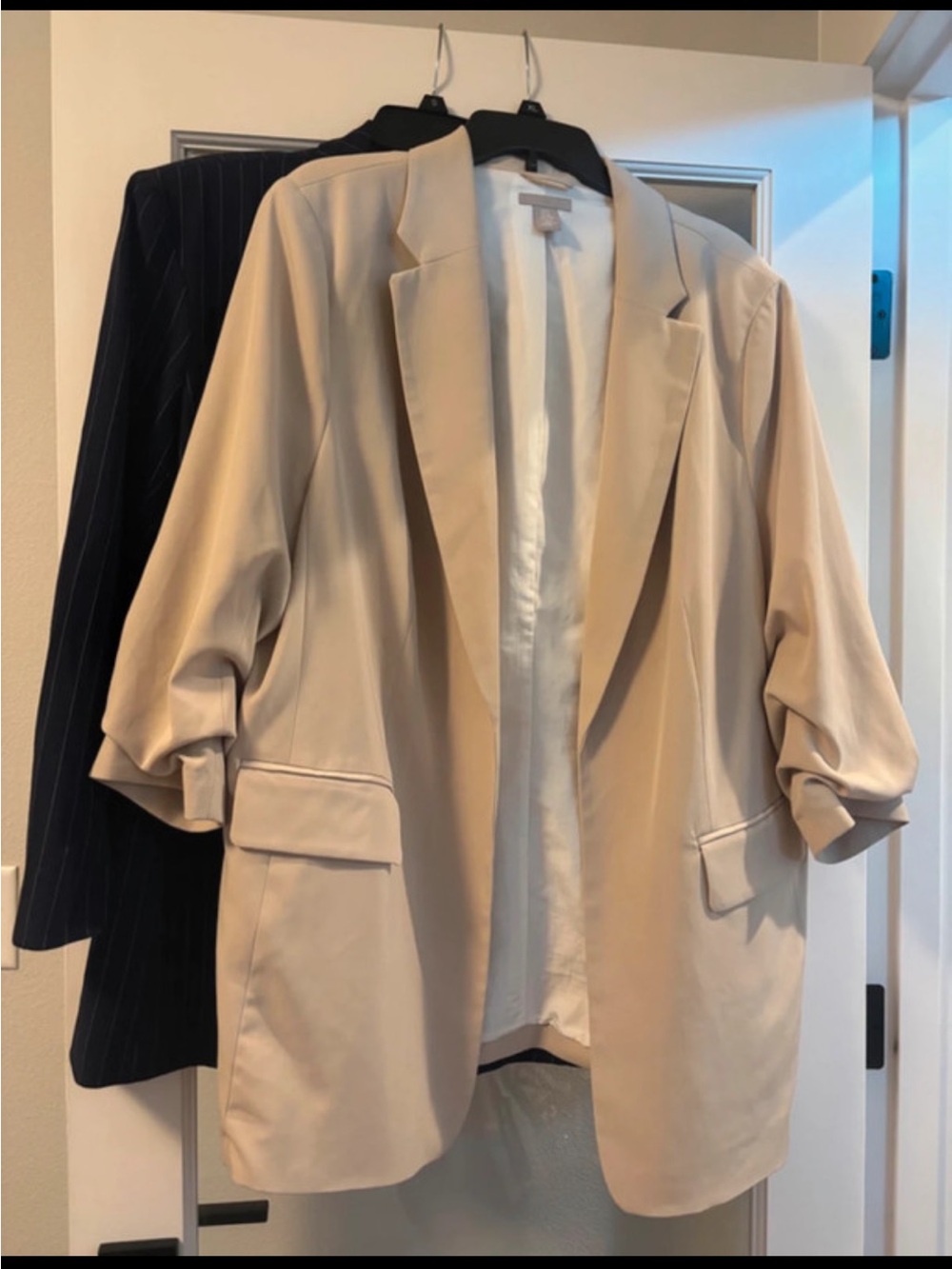 H&M Cream Relaxed Fit Blazer with Rolled Sleeves